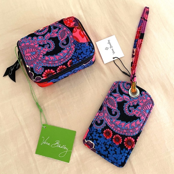 Vera Bradley Handbags - NWT Vera Bradley Travel Set